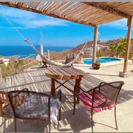 Macondo GuestHouse Beach，位于Playa Estacahuite的酒店
