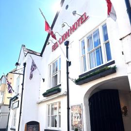 The Atherstone Red Lion Hotel，位于亚瑟斯通的酒店