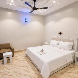 The Whale Inn Narayi rd Barnawa high cost，位于卡杜纳的酒店