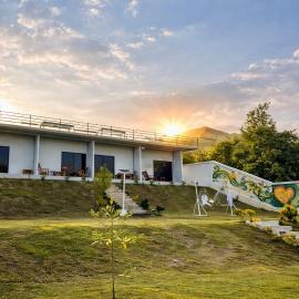 ธารา-คีรี -Tara-Kheree Sky Camp Baankha，位于Ban Kha的酒店