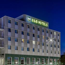 B&B HOTEL Cieza，位于希耶萨的酒店