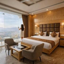 Hotel Classic Crown - #Scenic mountain view #open terrace #guest preferred #best selling hotel in Mussoorie，位于穆索里的酒店