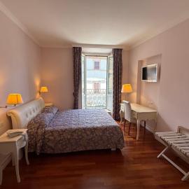 Albergo Centrale，位于San Ginesio的酒店
