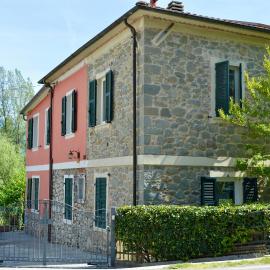 Il marchese Malaspina con idromassaggio，位于Mulazzo的酒店