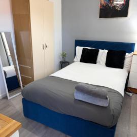 Comfortable Stay With Garden View Near Long Riding，位于巴塞尔顿的酒店
