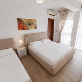 Hotel Villa Megi，位于格勒姆的酒店