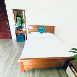 Nhà Nghỉ Thanh Tùng，位于Bắc Giang的酒店
