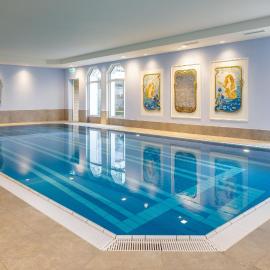 Privat-Hotel Villa Aurora，位于巴特诺因阿尔-阿尔韦勒的酒店