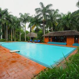 Red Earth Kabini，位于Begūr的酒店