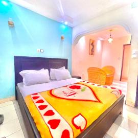 Linda hôtel，位于Bafoussam的酒店