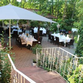 Parkhotel Krone Maleck，位于埃门丁根的酒店