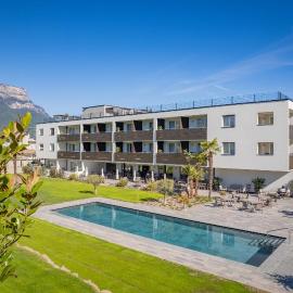 Hotel Cornelian Suites & Rooms，位于阿皮亚诺苏拉斯特拉达的酒店