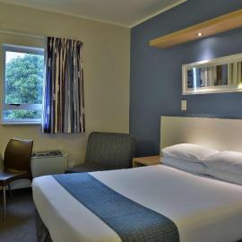 Road Lodge l Cape Town International Airport，位于开普敦的酒店