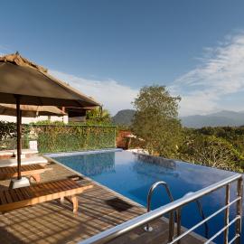 Villa Subashri, Victoria Golf Greens - Digana，位于Kandy的酒店