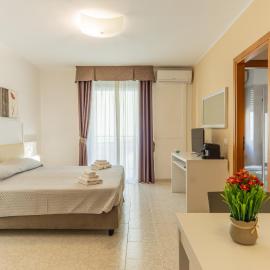Rina Sea Apartments，位于阿尔盖罗的酒店