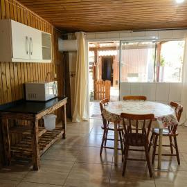 Casa Praia da Vila 5 min da Praia，位于因比图巴的酒店