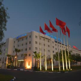 Sky Casa Airport，位于诺阿瑟的酒店