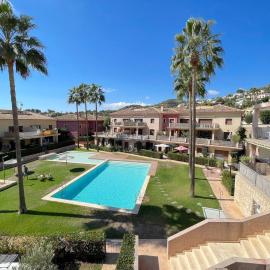Casa Isabella Moraira - Terrace, Pool & Remote-Work Friendly，位于贝尼萨的酒店