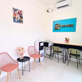 Bo-Box Guesthouse & Female Only Capsule Lempuyangan - Khusus Wanita，位于日惹的酒店