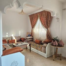 Pearl studio avec terrasse，位于拉腊什的酒店