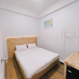latitude 14 Room & breakfast，位于Ban Bang Sakae的酒店