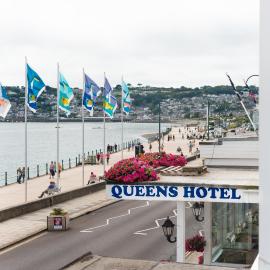 The Queens Hotel,位于彭赞斯的酒店