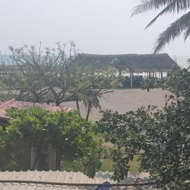 Centro turístico la playitaa,位于查察拉卡斯的酒店