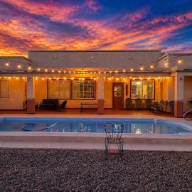Private Desert Escape 5 Min to Casino, Lake, River