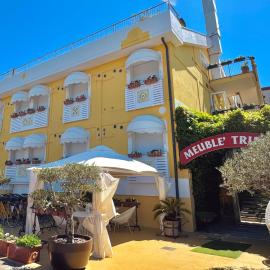 Meublè Tripoli，位于格拉多的酒店