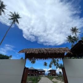 Dico Surf Point- Surf Lodge in Simeulue，位于Lasikin的酒店