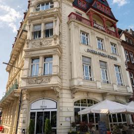 Hotel Porta Nigra VICTUS，位于特里尔的酒店
