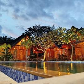 Villa GHANIA，位于Labuanbalat的酒店