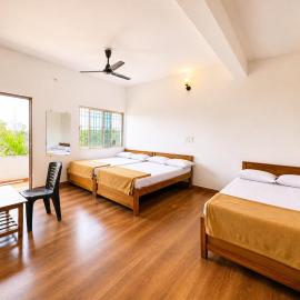 hotel raj palace，位于Londa的酒店