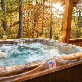 Pools, Wineries, Hiking, Waterfalls, Hot Tub, Gym, Pickleball, Arcades，位于埃利杰的酒店