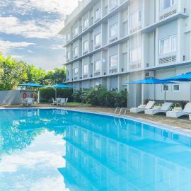 Microtel Inn & Suites by Wyndham San Fernando，位于圣费尔南多的酒店