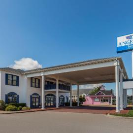 Angel Inn Near IMAX, a Travelodge by Wyndham，位于布兰森的酒店