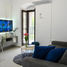 Studio Mare Kotor，位于多布罗塔的酒店