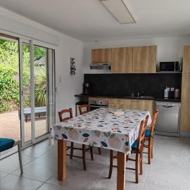 Maison de vacances 4/5 personnes à Léon, Landes，位于莱昂的酒店