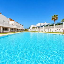 AlmeriaSuite Mojacar Breeze Apartments，位于莫哈卡尔的酒店