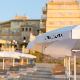 Hellenia Yachting Hotel & SPA，位于贾迪尼-纳克索斯的酒店