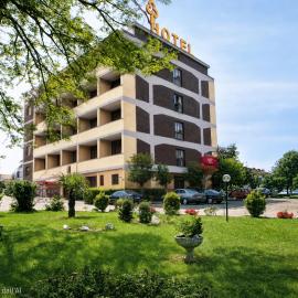 Hotel Europa Milano，位于罗萨泰的酒店