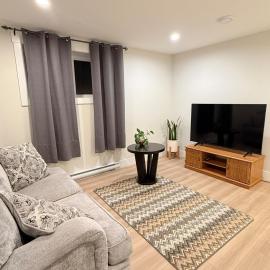 Befitting Crown Suite，位于蒙克顿的酒店