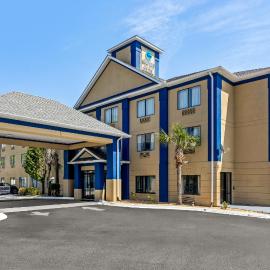 Clarion Pointe Jesup，位于杰瑟普的酒店