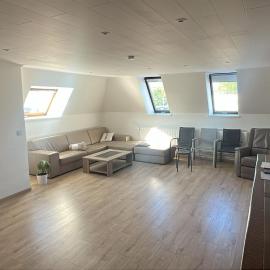 Kampenhout appartement met terras en 4 slaap kamers，位于Kampenhout的酒店
