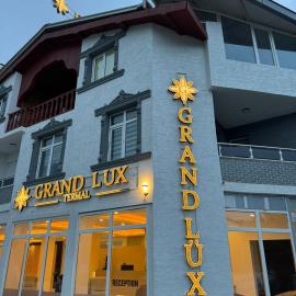 Grand Lüx Termal Yoncalı，位于Ortaca的酒店