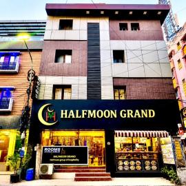 Half Moon Grand，位于钦奈的酒店