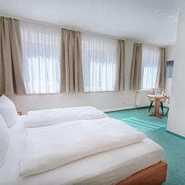REGIOHOTEL Bunte Stadt Wernigerode，位于韦尼格罗德的酒店