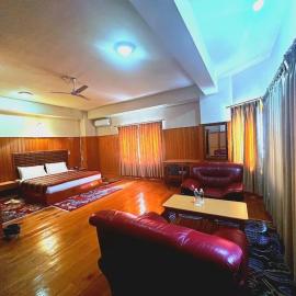 Hotel Pema Karpo,位于Yuwak的酒店