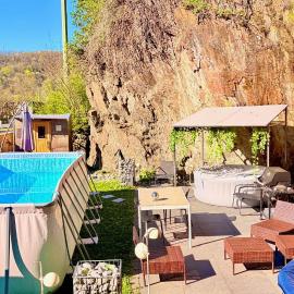 Whirlpool Sauna Pool Bad Ems，位于巴特埃姆斯的酒店