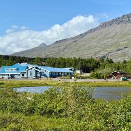 Hotel Breiddalsvik，位于布雷达尔雅克的酒店